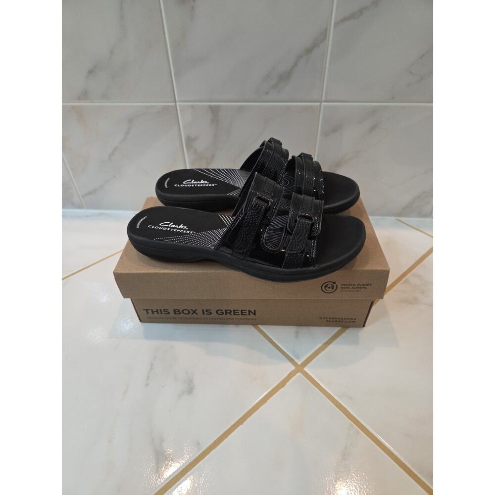 Clarks Breezey Eve Black 2-Strap Sandal Women's sizes US 7.0 - Picture 3 of 6
